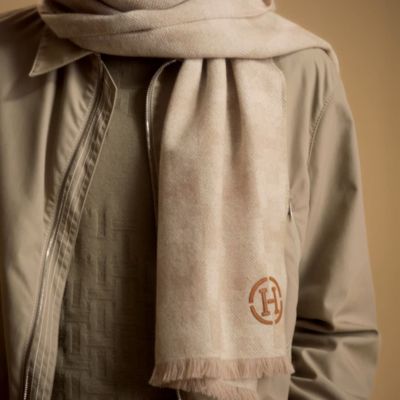 Cachecol H Jacquard, Exibir: video, visualizar 2 de 4